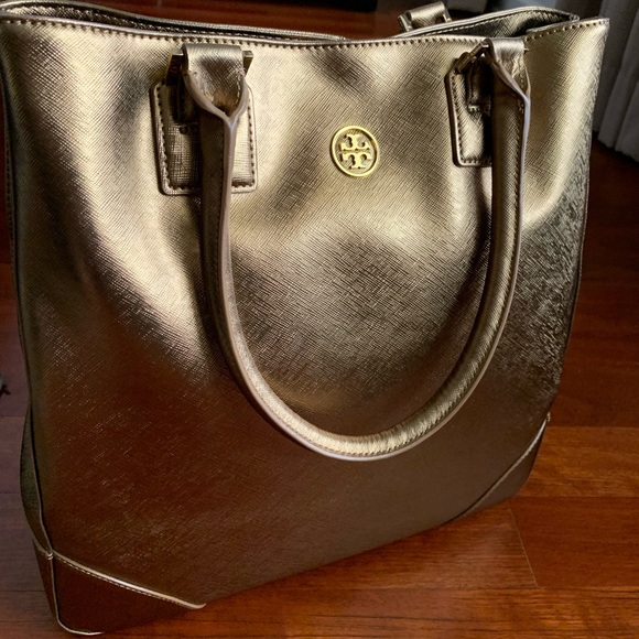 Tory Burch Metallic Robinson Magazine Tote - MOSS GOLD
